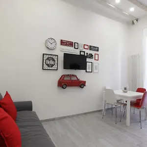 Amazing In Center With Balcony Apartamento Milán
