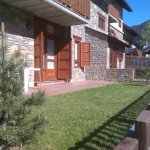 Apartmentsuitespain Baqueira Jardin Apartamento Esterri d'Àneu