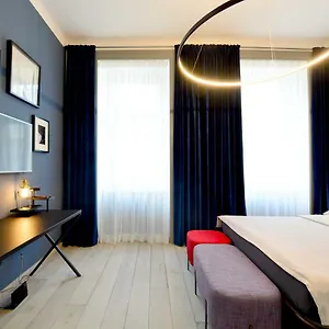 Chic And Modern In Hip Area Wien