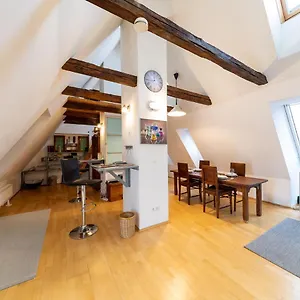 Apartment Pharmacy-loft