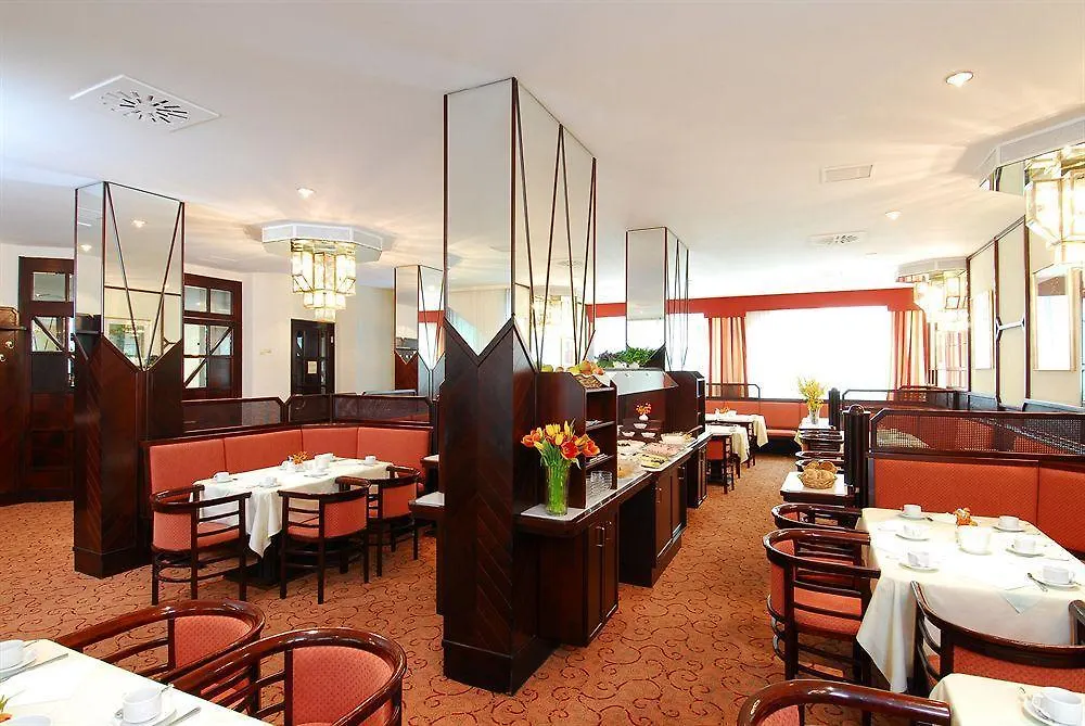 Mercure Hotel Raphael Wien 4*,  Österreich