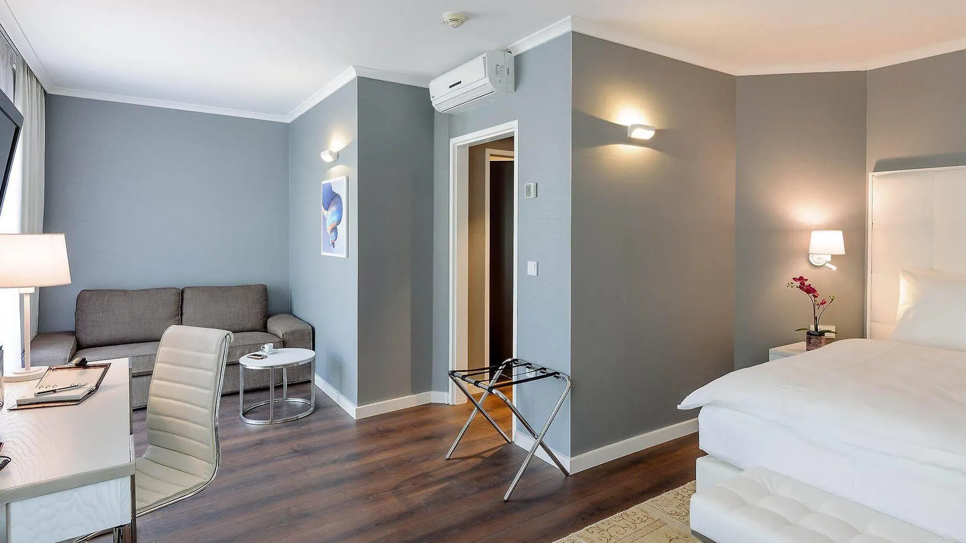 Mercure Hotel Raphael Wien 4*,